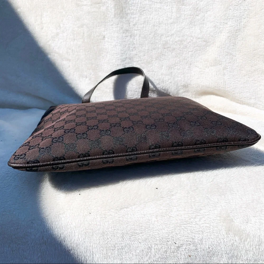 NWT Authentic Gucci GG Canvas Traveling Flat Tote Espresso